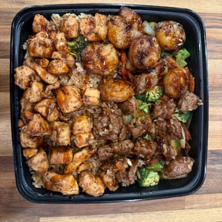 Chicken, Steak, Shrimp Trio Bowl